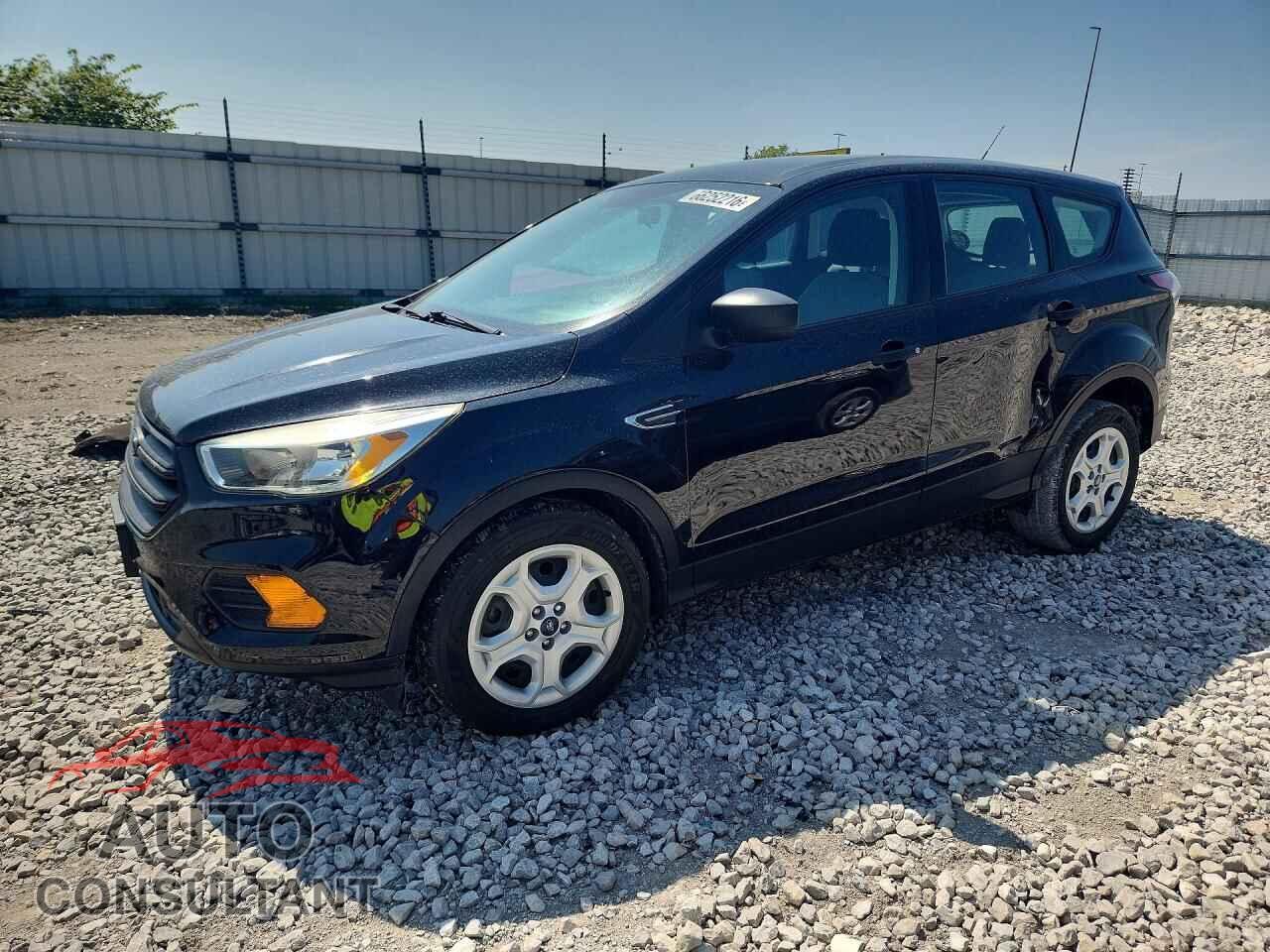 FORD ESCAPE 2017 - 1FMCU0F77HUD44513