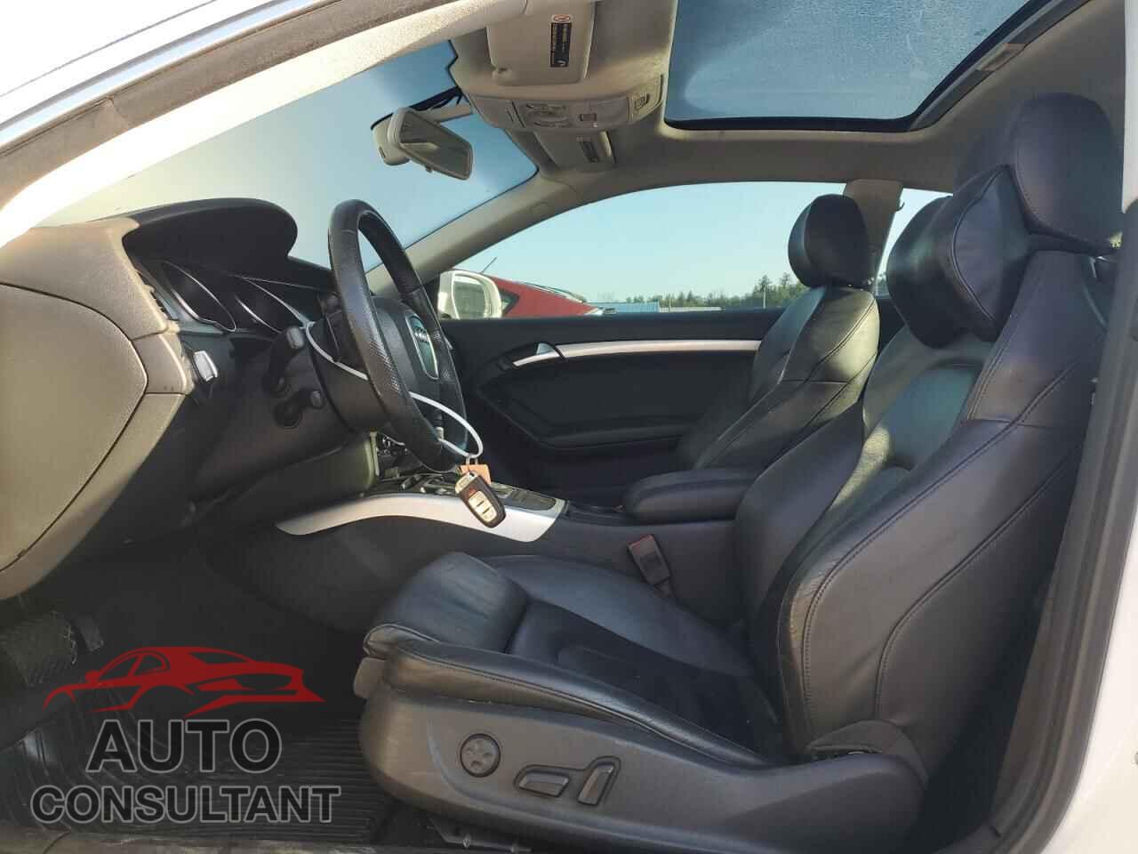 AUDI A5 2010 - WAULFAFR4AA059486