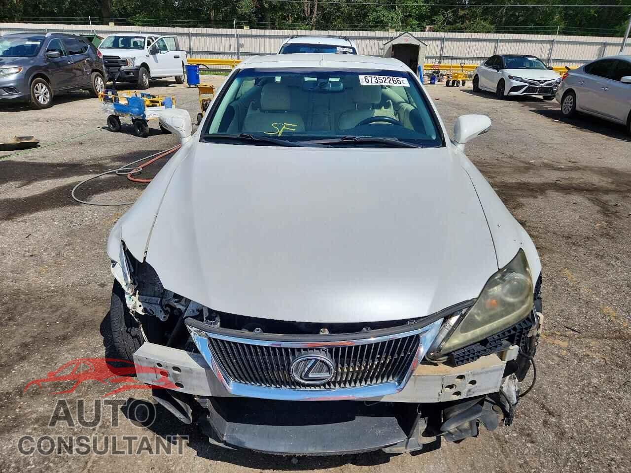 LEXUS IS 2012 - JTHFF2C26C2524147