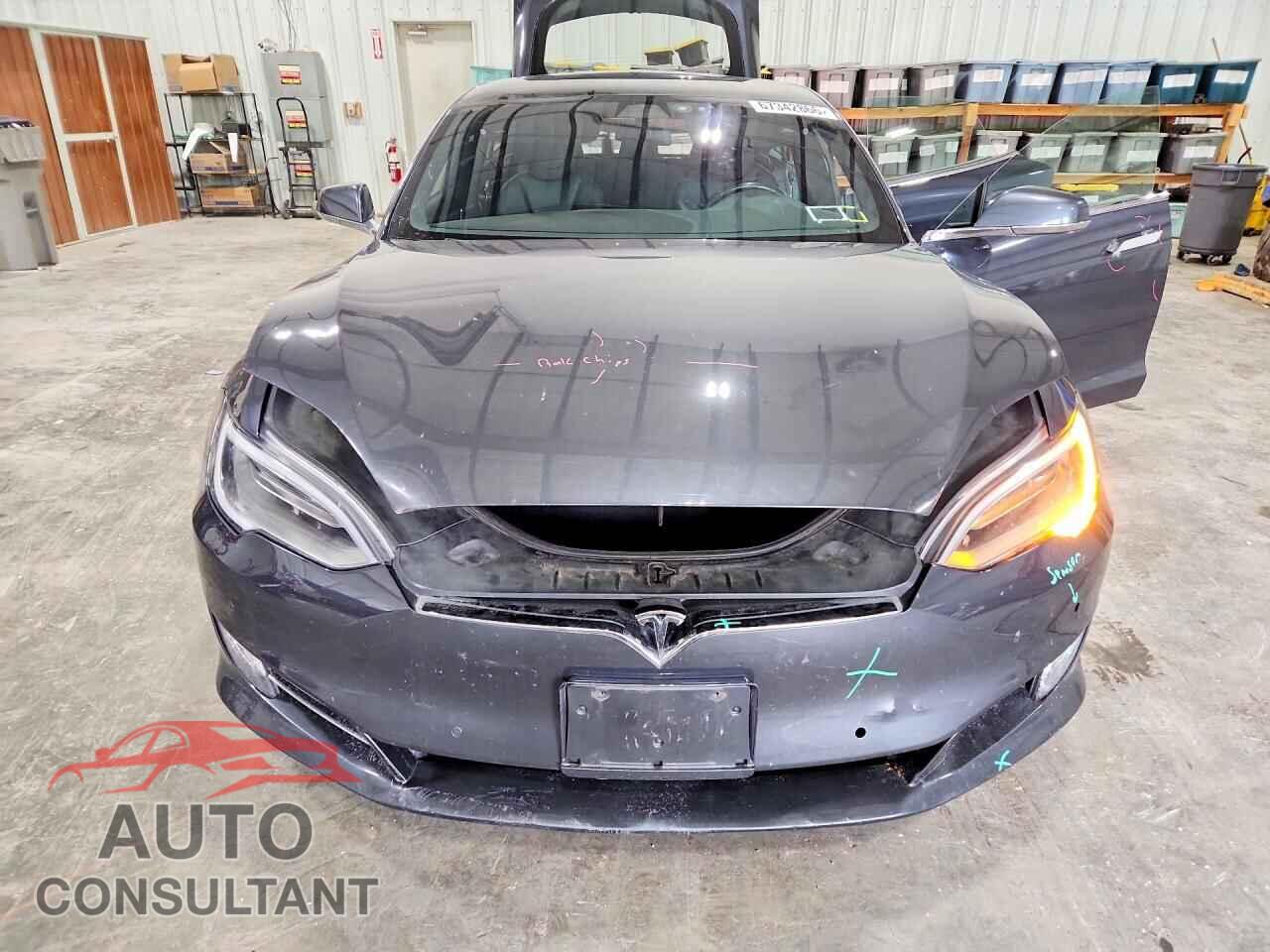 TESLA MODEL S 2017 - 5YJSA1E25HF192471