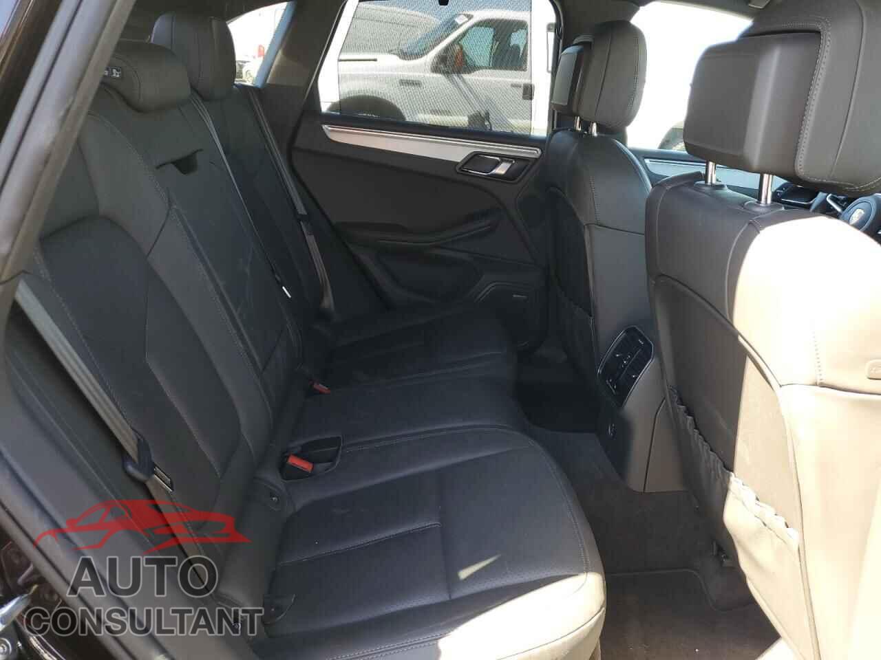 PORSCHE MACAN 2018 - WP1AB2A54JLB35646