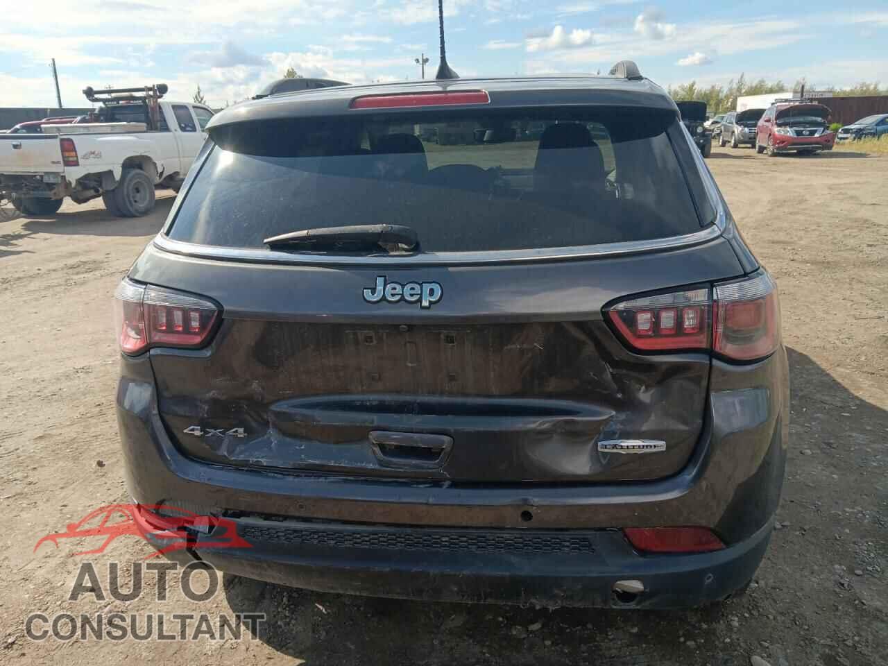 JEEP COMPASS 2017 - 3C4NJDBB8HT628086