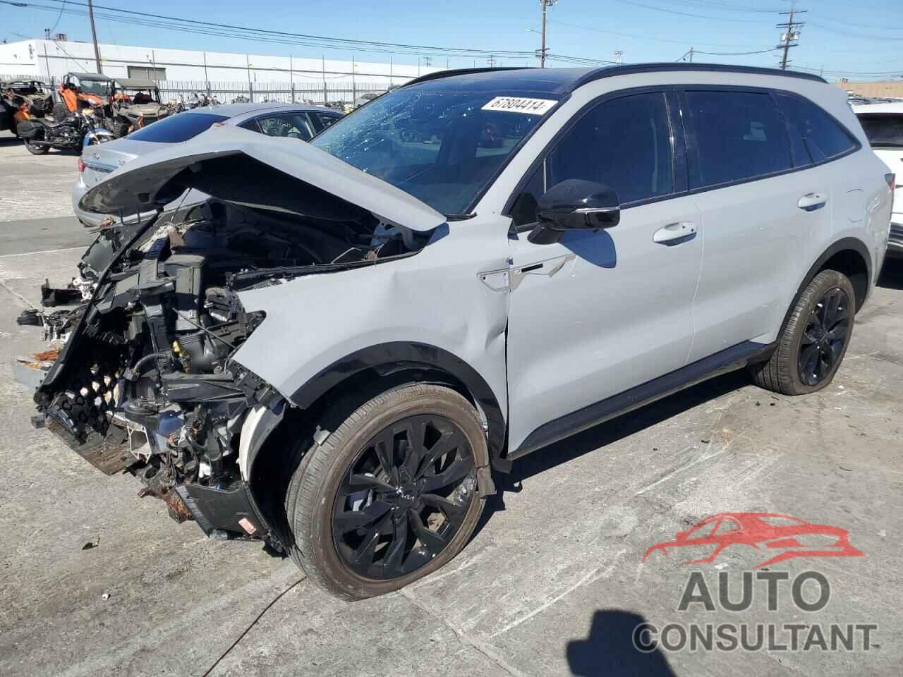 KIA SORENTO 2023 - 5XYRKDLF3PG218818