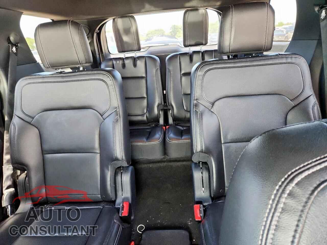 FORD EXPLORER 2018 - 1FM5K7F89JGB54698