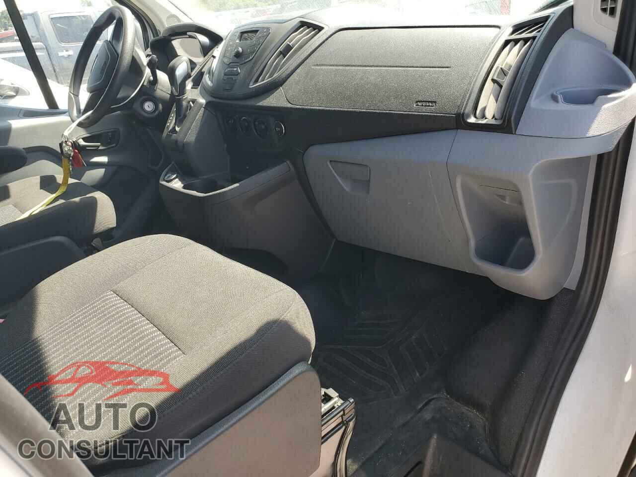 FORD TRANSIT 2017 - 1FTYE1CM0HKA80795
