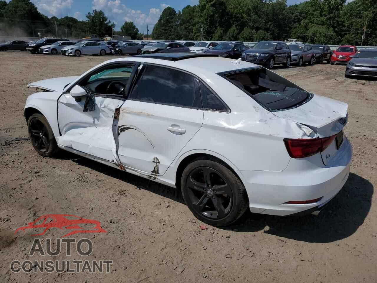 AUDI A3 2017 - WAUAUGFF2H1038636