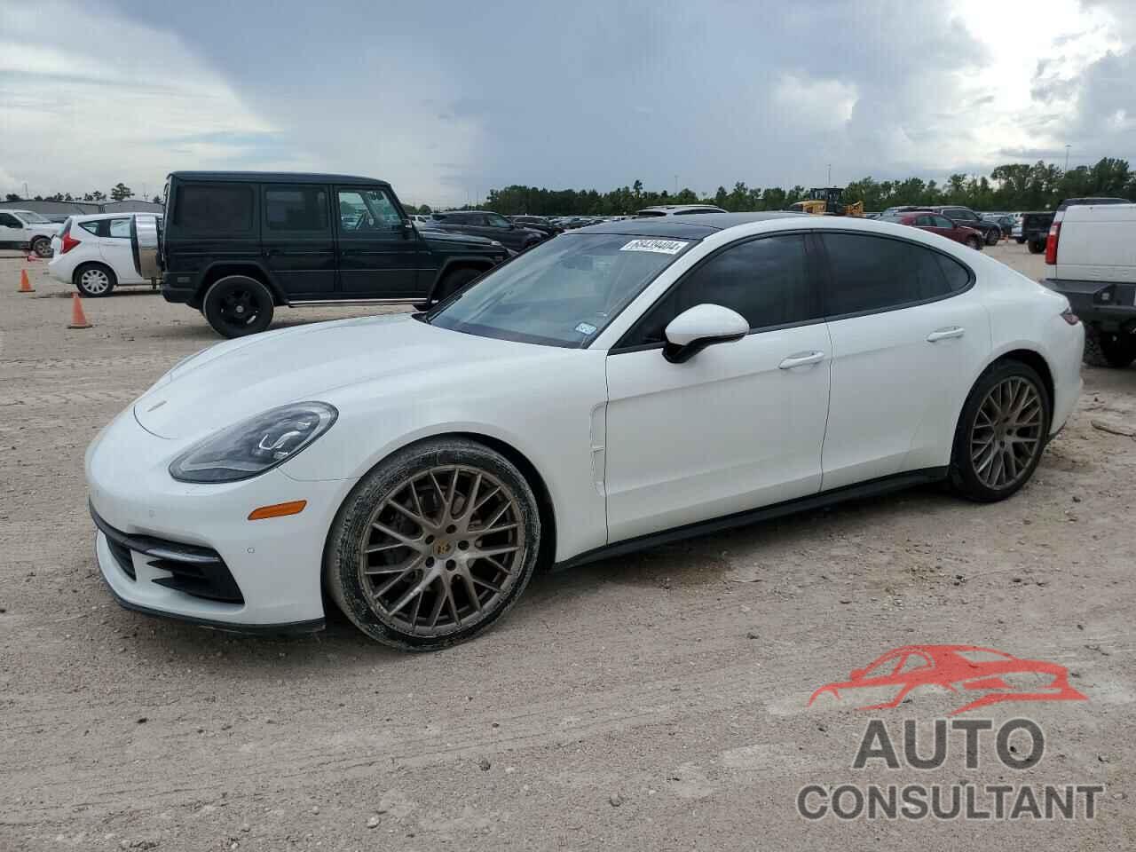 PORSCHE PANAMERA 2018 - WP0AA2A79JL107895