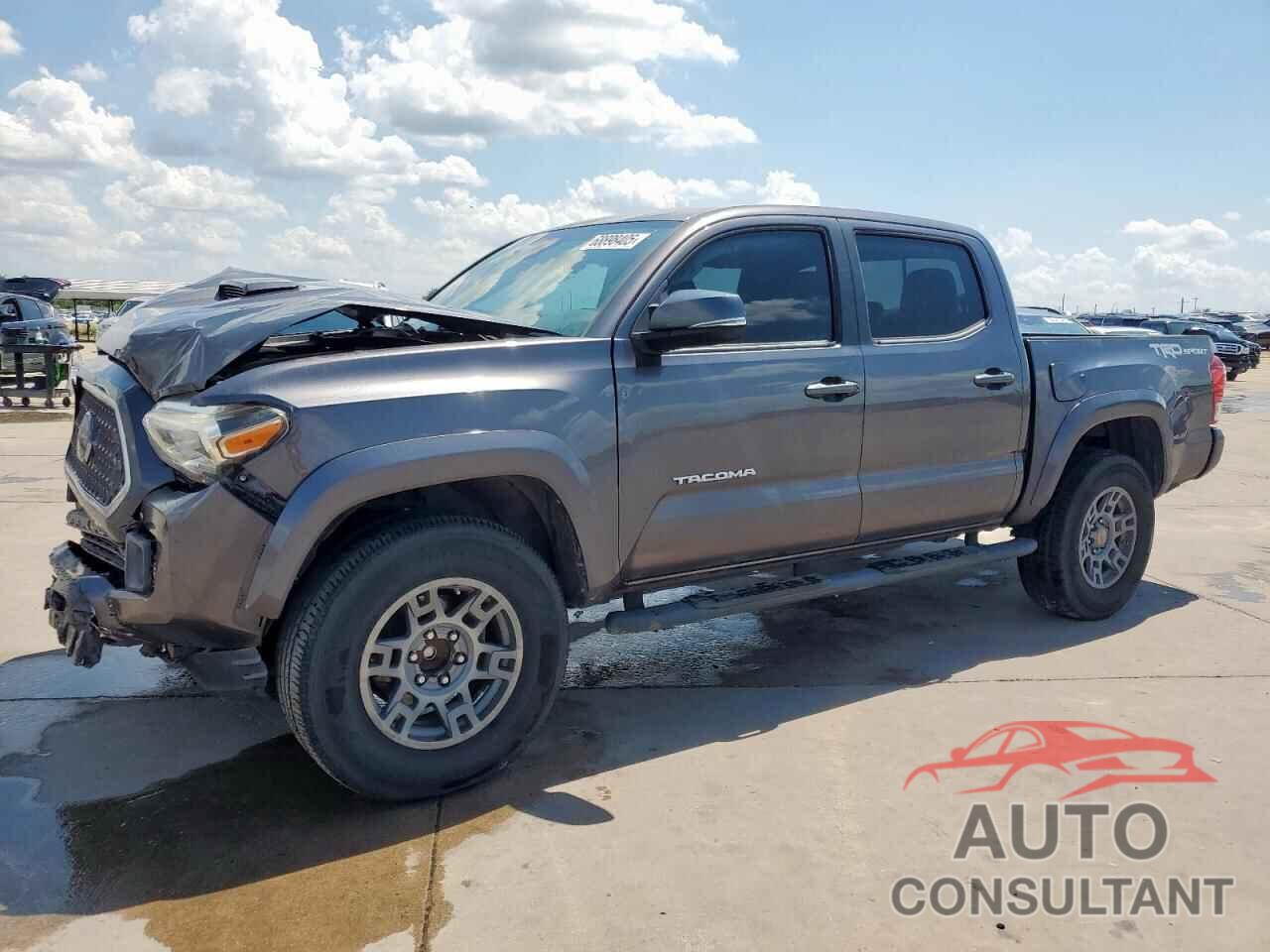 TOYOTA TACOMA 2018 - 5TFAZ5CN9JX058762