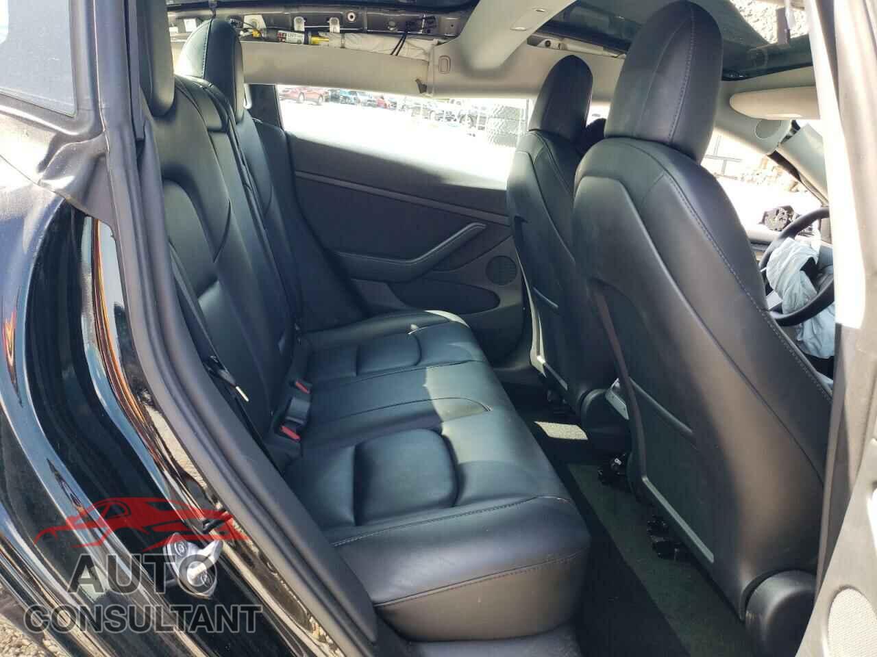TESLA MODEL 3 2022 - 5YJ3E1EA7NF190703