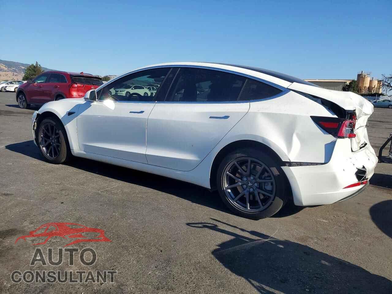 TESLA MODEL 3 2018 - 5YJ3E1EAXJF069951