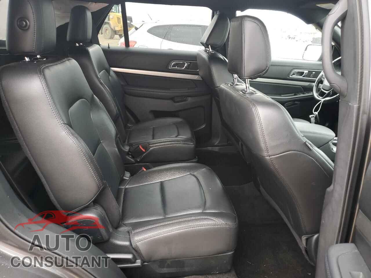 FORD EXPLORER 2018 - 1FM5K8D89JGB40745