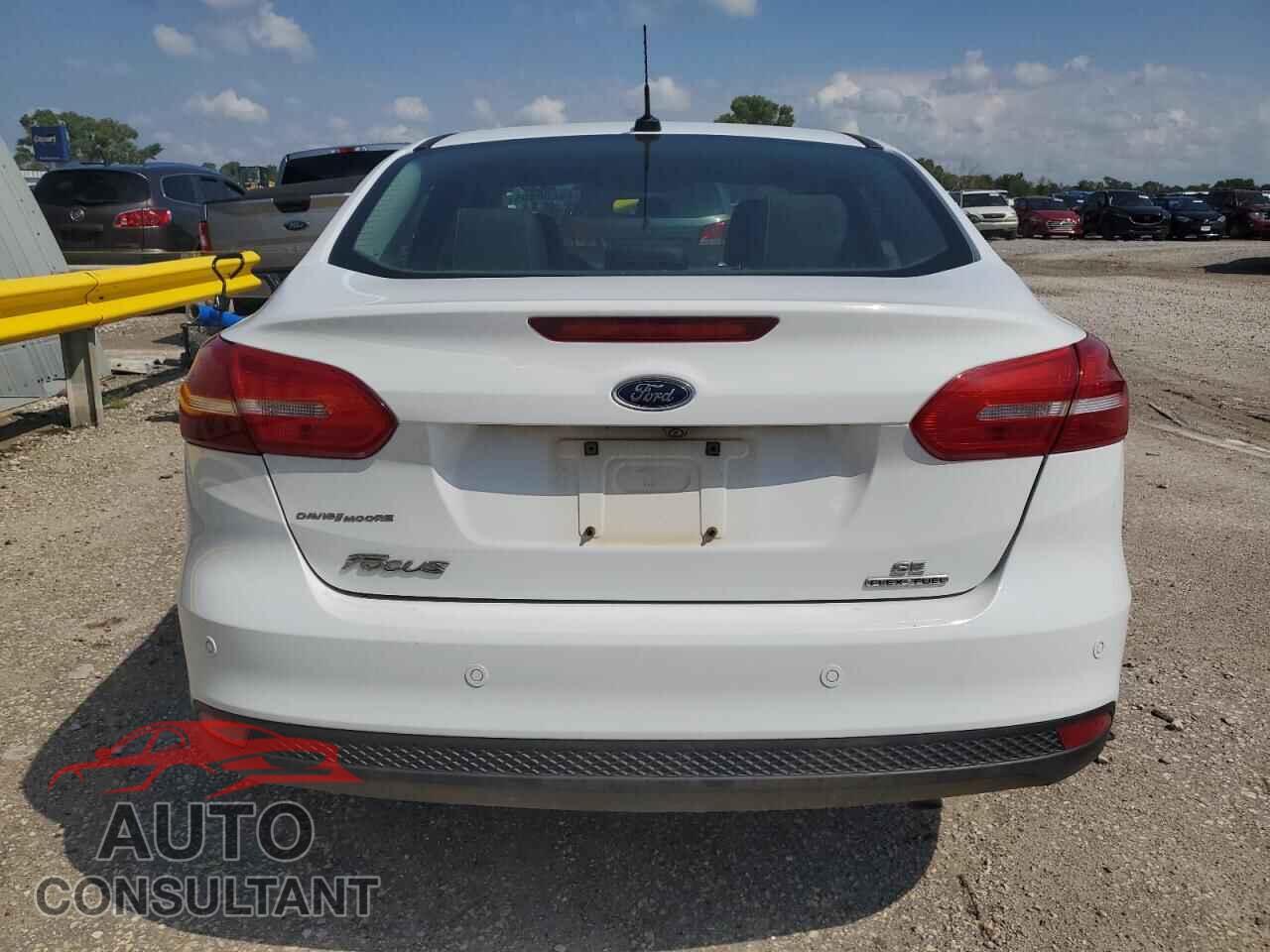 FORD FOCUS 2016 - 1FADP3F22GL259658