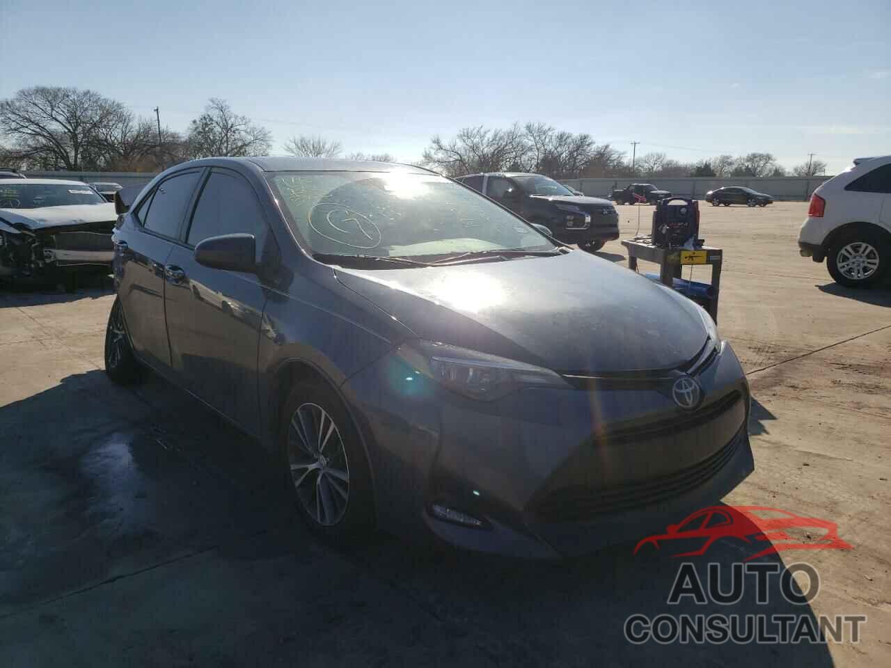 TOYOTA COROLLA 2018 - 2T1BURHE2JC023871