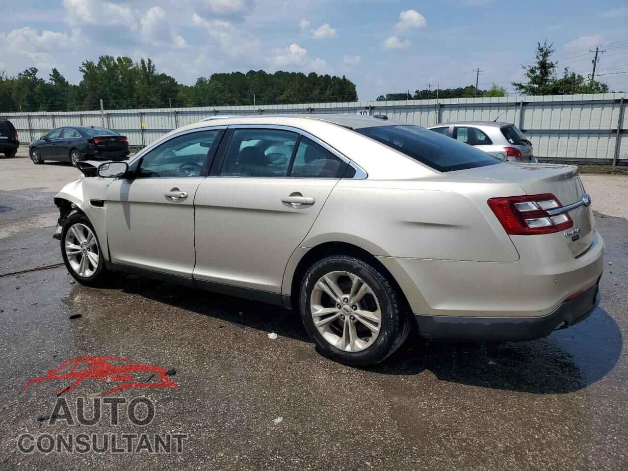 FORD TAURUS 2017 - 1FAHP2E87HG129743