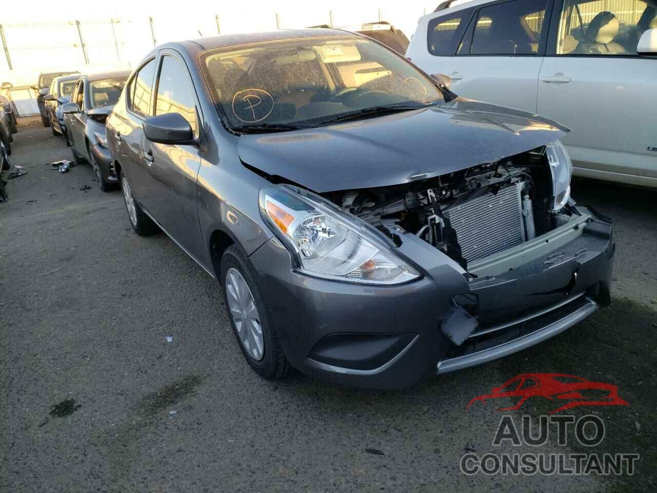 NISSAN VERSA 2019 - 3N1CN7AP4KL816334