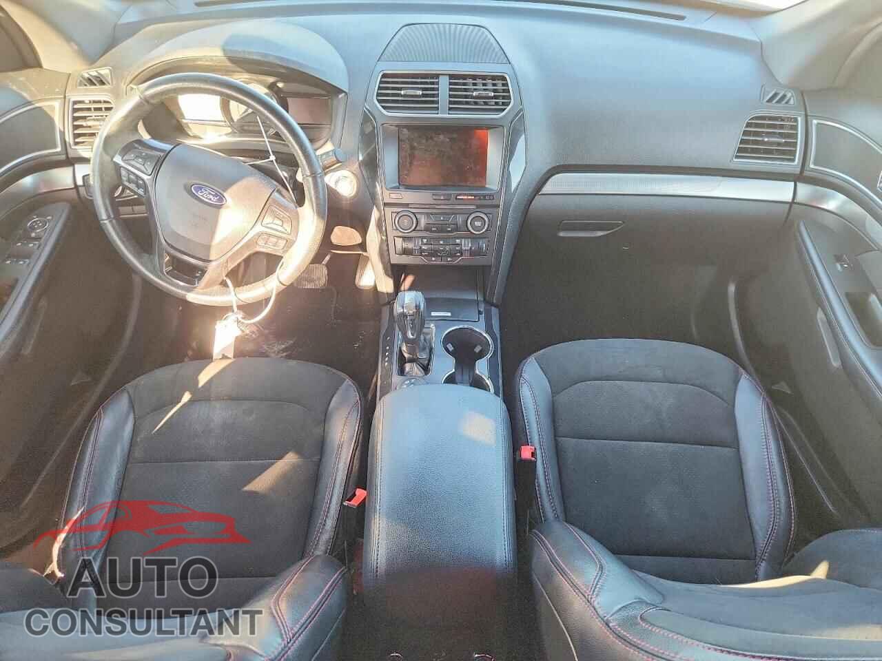 FORD EXPLORER 2018 - 1FM5K8D83JGB01617