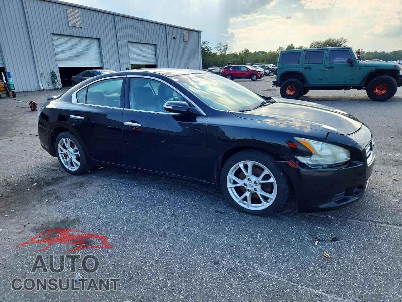 NISSAN MAXIMA 2013 - 1N4AA5AP1DC815103