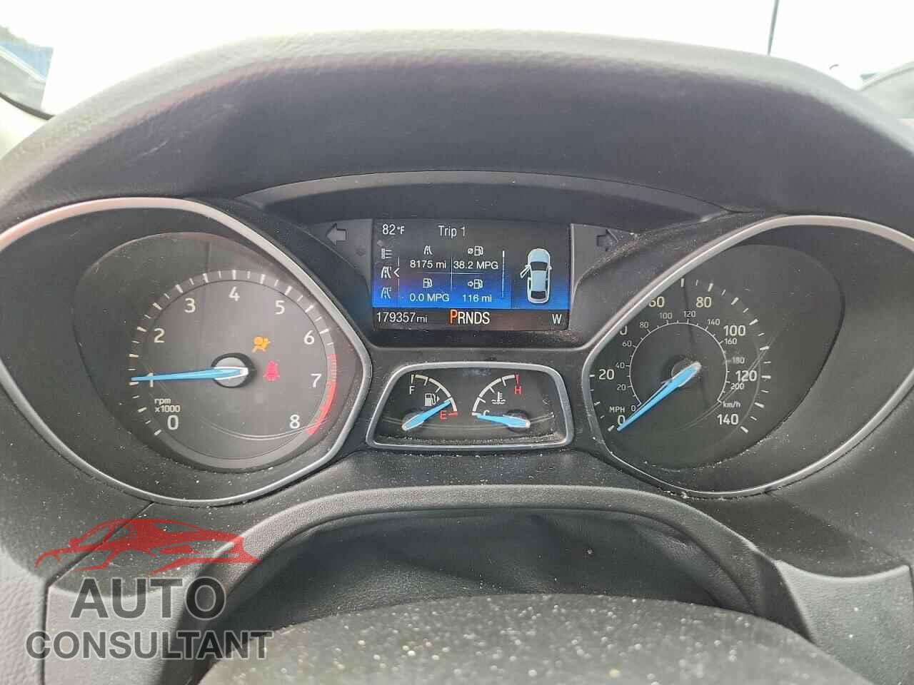 FORD FOCUS 2017 - 1FADP3FE8HL273057