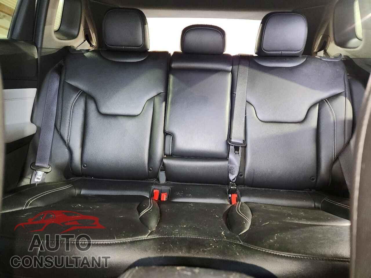 JEEP COMPASS 2025 - 3C4NJDCN8ST592013
