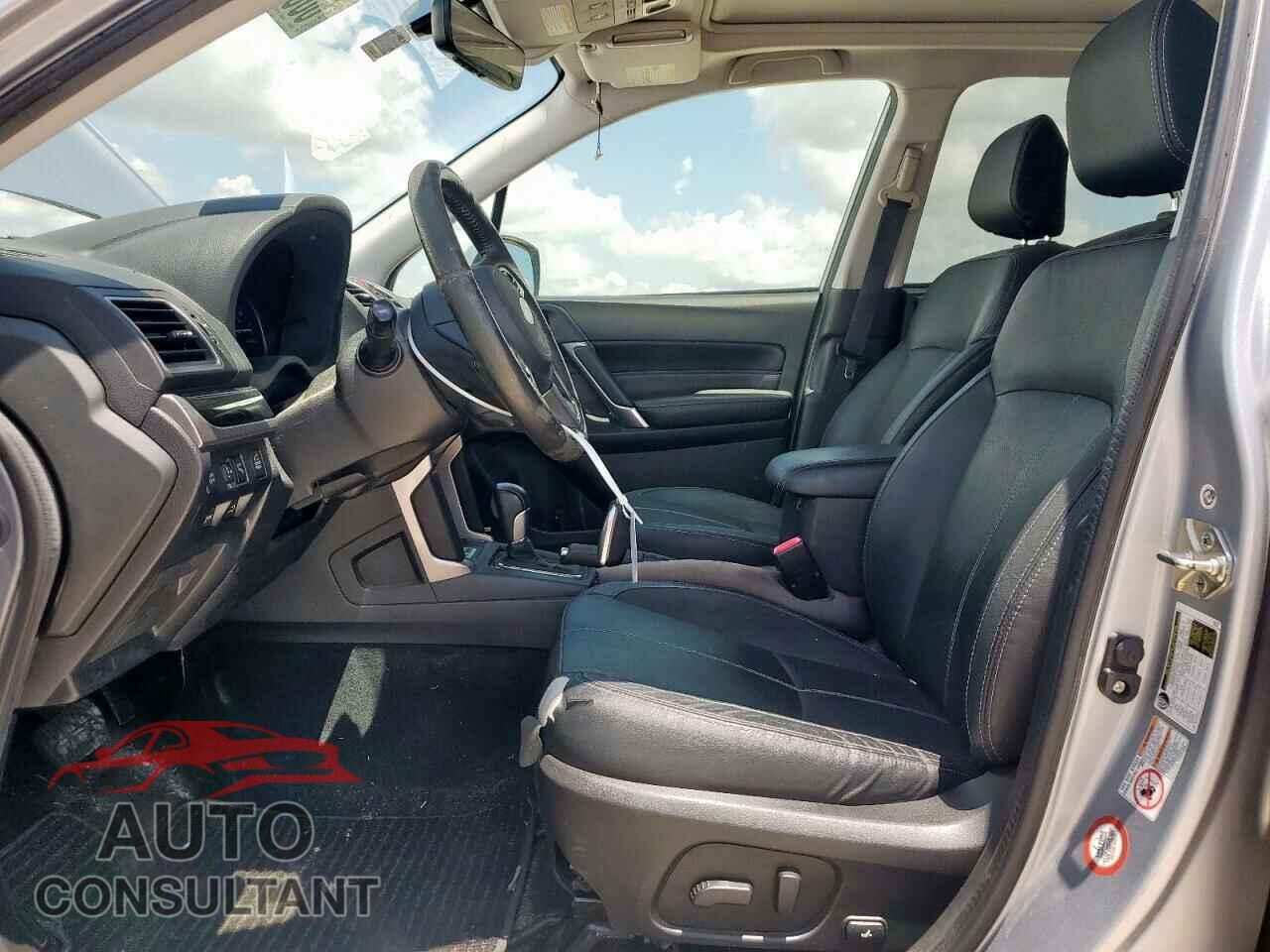 SUBARU FORESTER 2017 - JF2SJAWC0HH566901