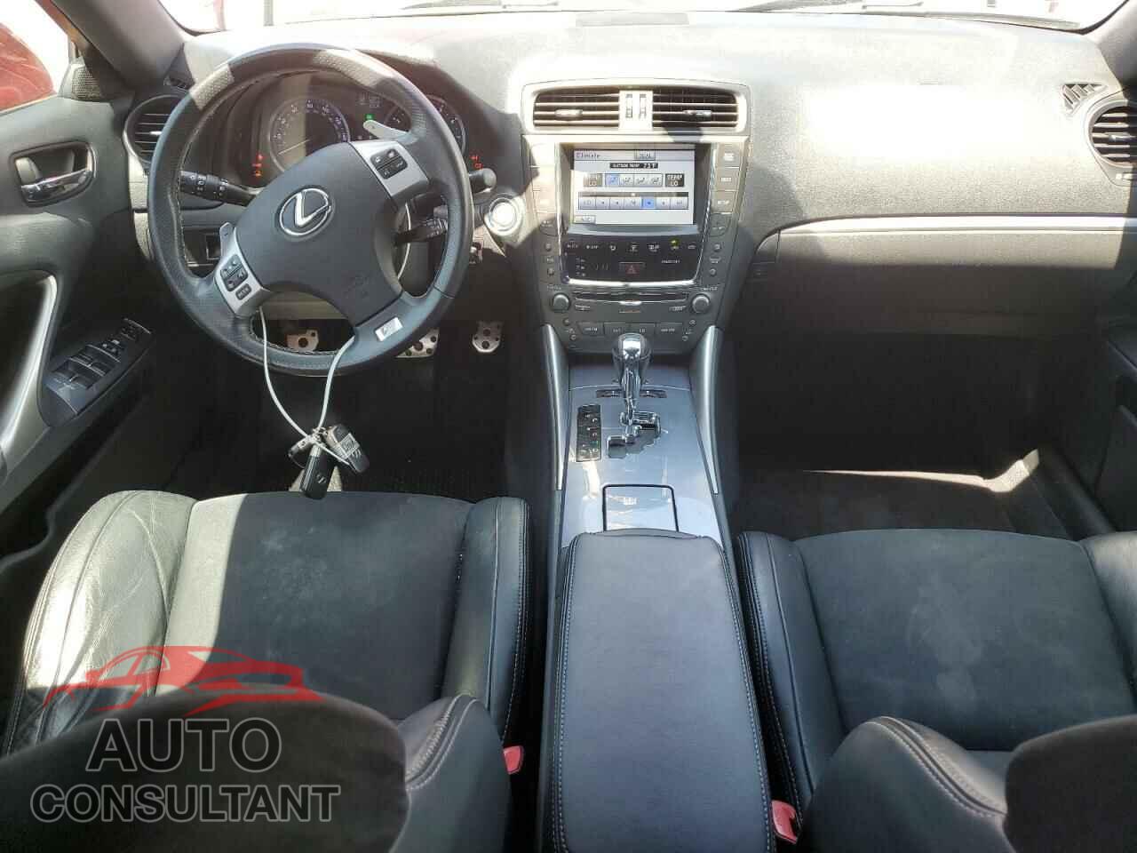 LEXUS IS 2011 - JTHBF5C25B5151423