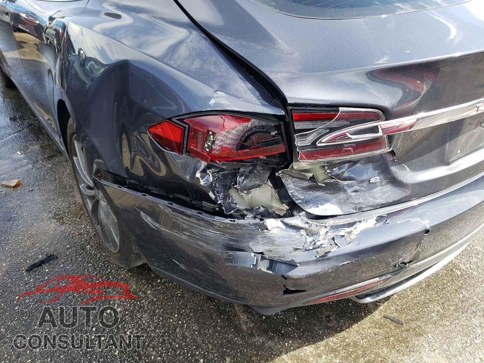 TESLA MODEL S 2016 - 5YJSA1E26GF136554