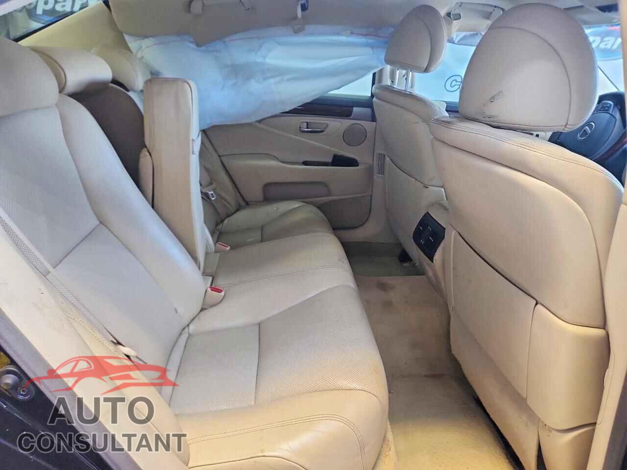 LEXUS LS 460 2013 - JTHBL5EF6D5124050