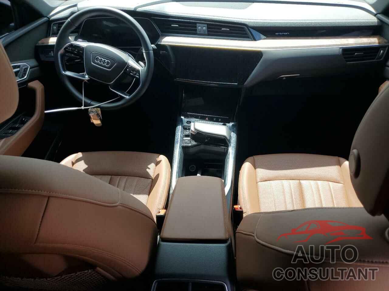 AUDI E-TRON 2022 - WA1LAAGE2NB027885