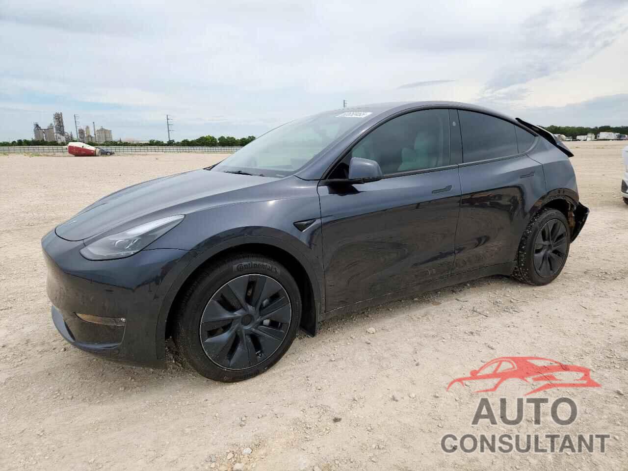 TESLA MODEL Y 2024 - 7SAYGAEE4RF194736