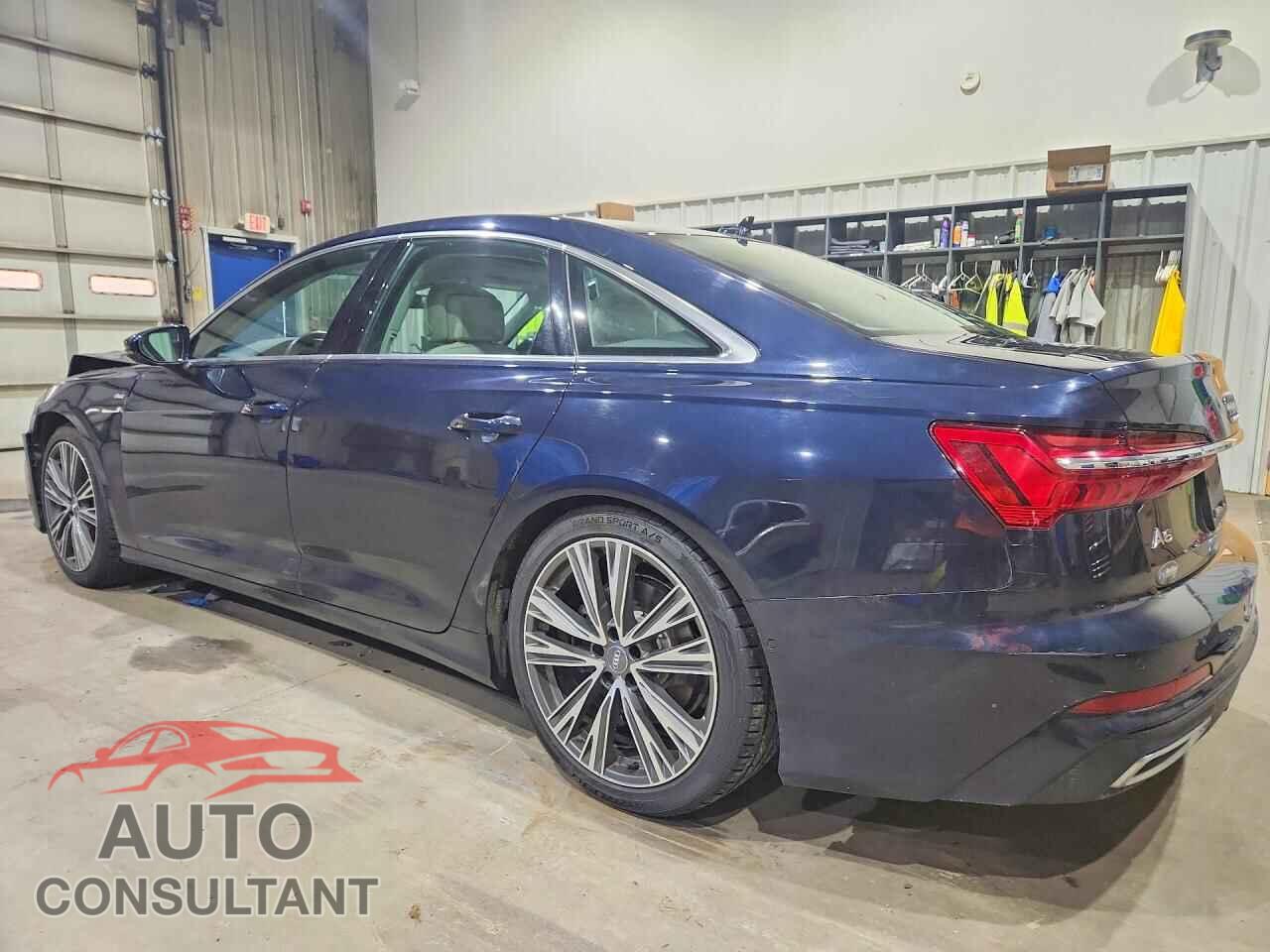 AUDI A6 2019 - WAUL2AF23KN102093