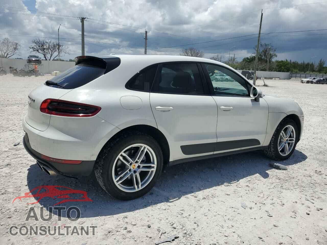 PORSCHE MACAN 2018 - WP1AB2A55JLB30939