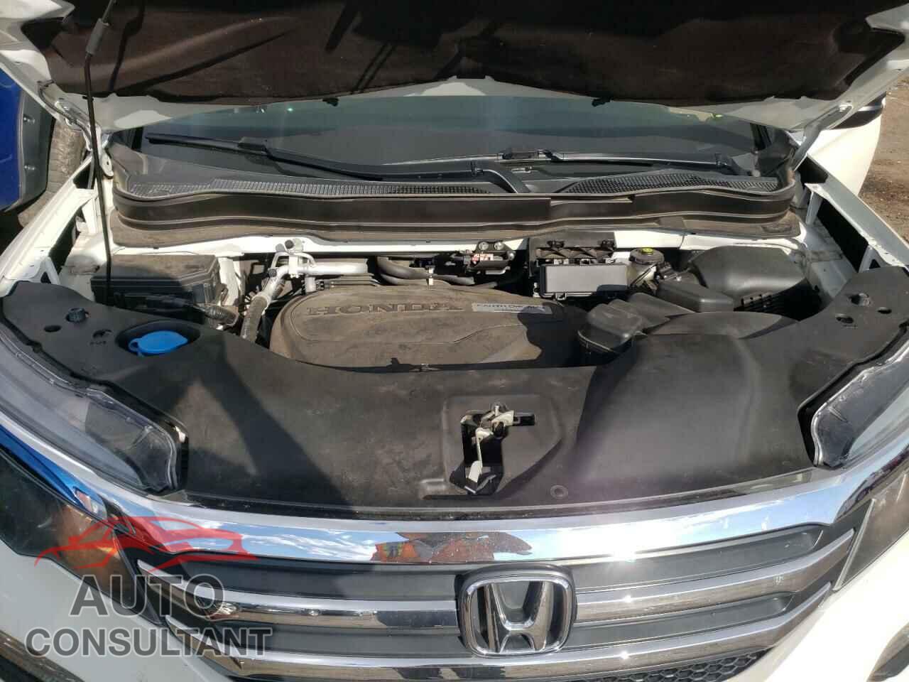 HONDA PILOT 2017 - 5FNYF5H11HB013073