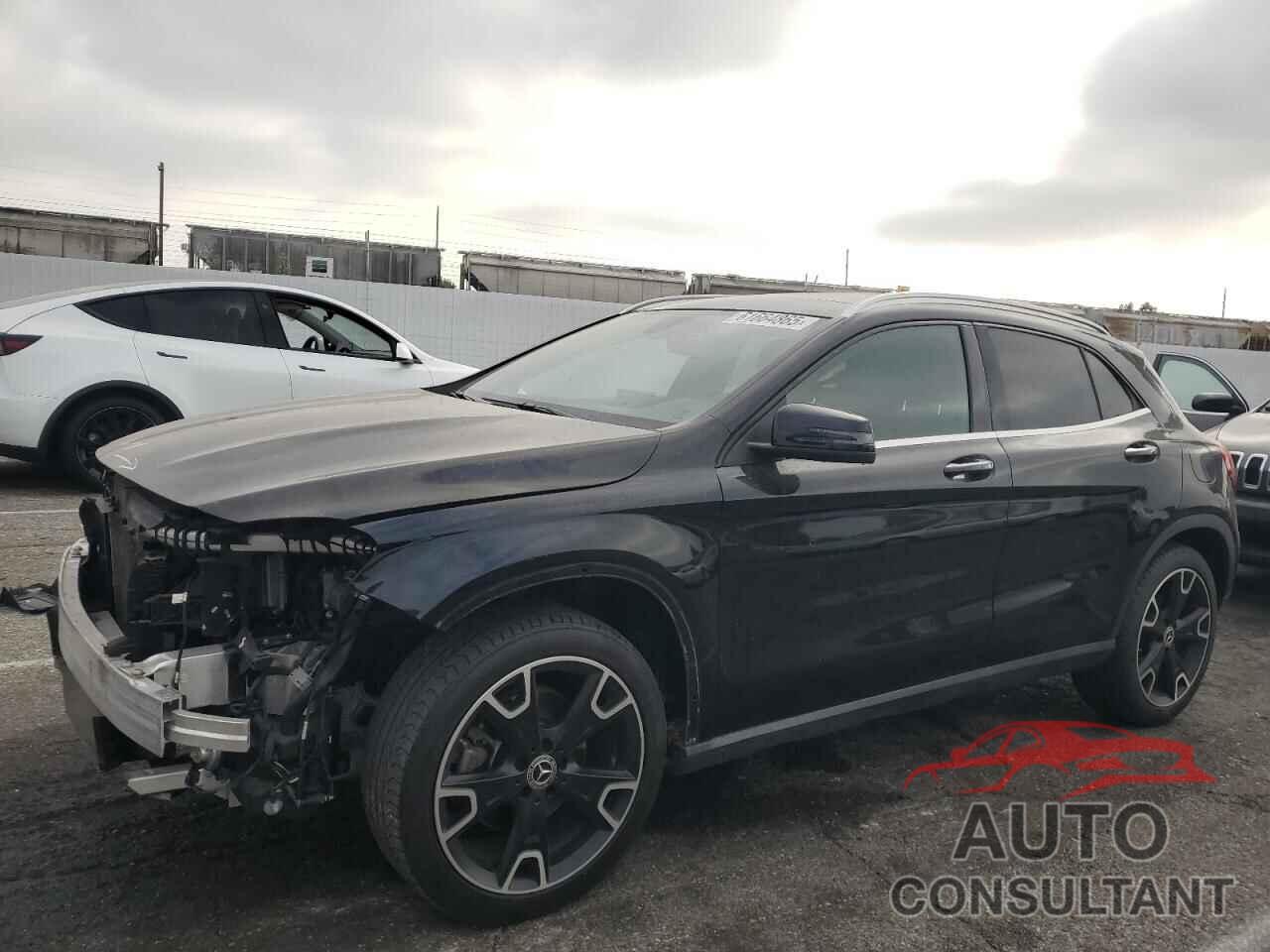MERCEDES-BENZ GLA-CLASS 2018 - WDCTG4EB0JJ488060