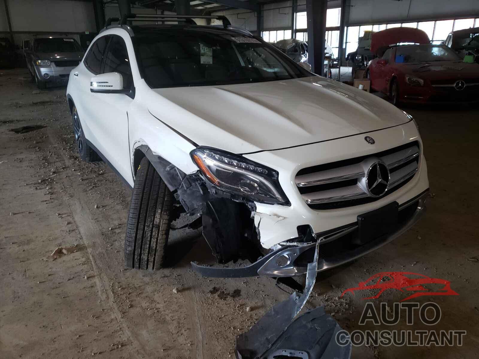 MERCEDES-BENZ GLA-CLASS 2016 - WDCTG4GB1GJ214372