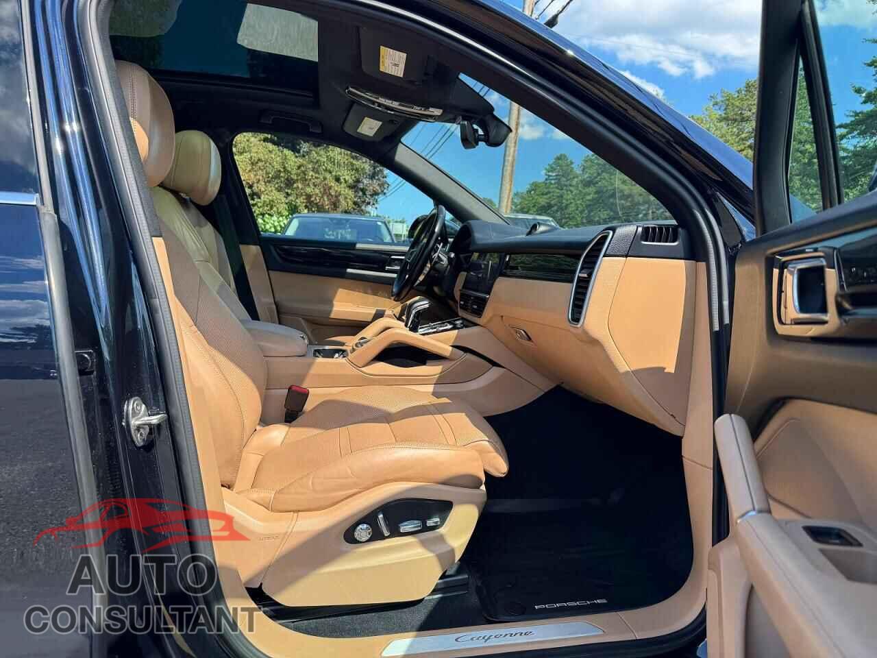 PORSCHE CAYENNE 2019 - WP1AA2AYXKDA03869