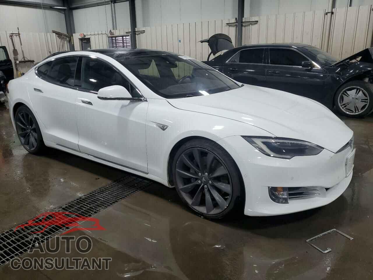 TESLA MODEL S 2016 - 5YJSA1E22GF150015
