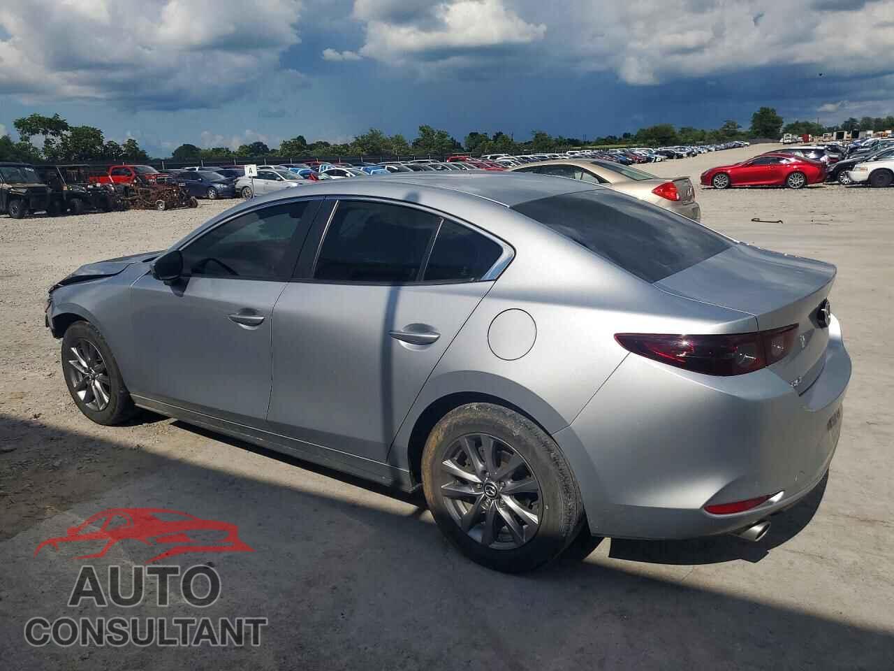 MAZDA 3 2021 - JM1BPAA73M1334111