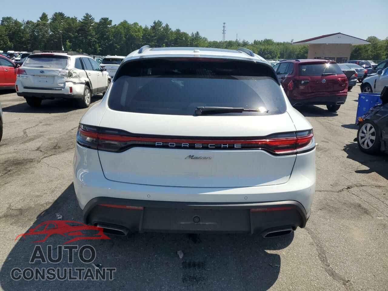 PORSCHE MACAN BASE 2023 - WP1AA2A58PLB11295