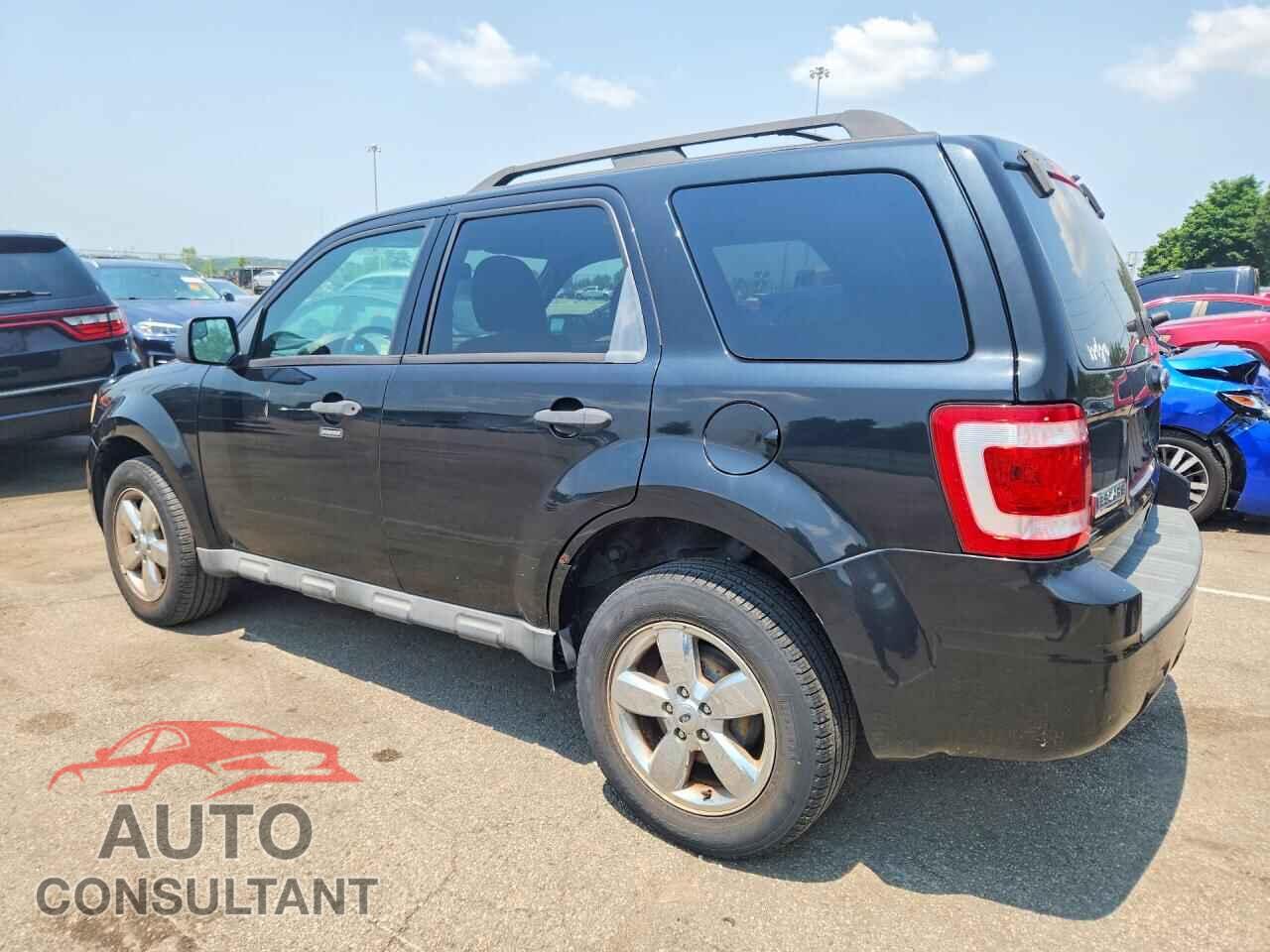 FORD ESCAPE 2010 - 1FMCU0DG7AKB31095