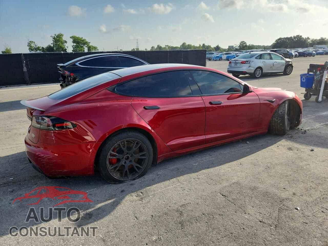 TESLA MODEL S 2025 - 5YJSA1E61SF548456