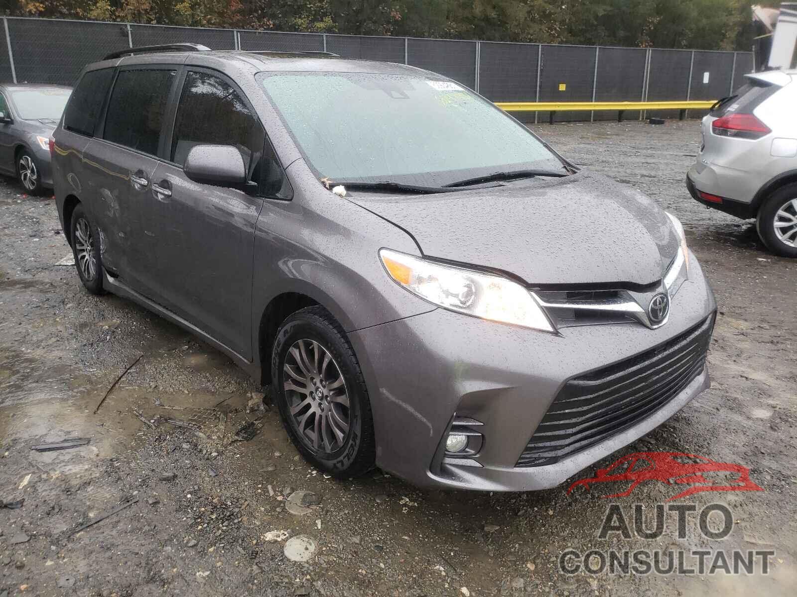 TOYOTA SIENNA 2018 - 5TDYZ3DC1JS915131