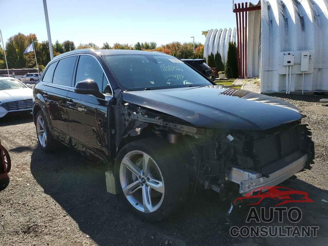 AUDI Q7 2019 - WA1VAAF77KD041261