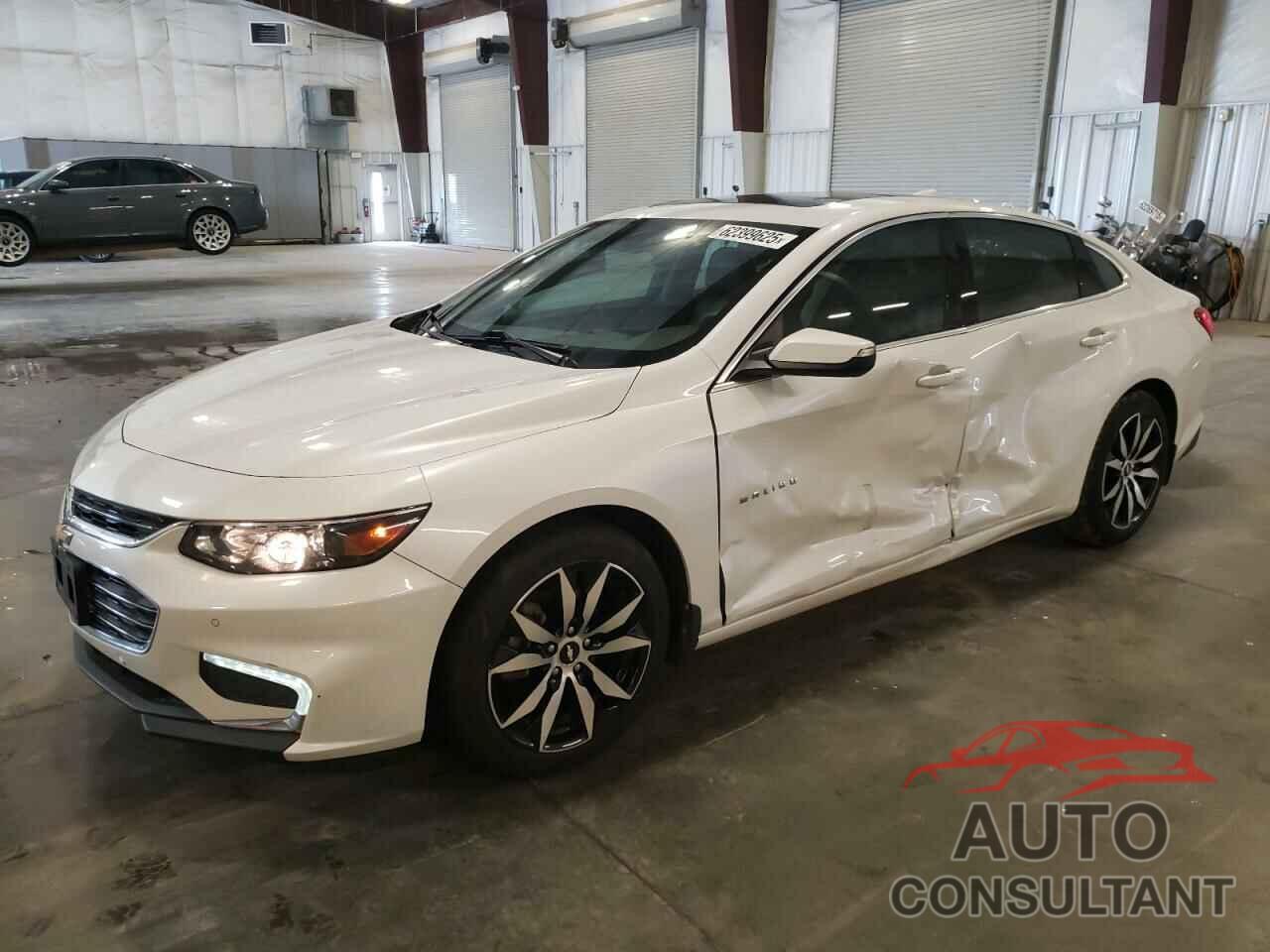 CHEVROLET MALIBU 2017 - 1G1ZE5ST8HF171741