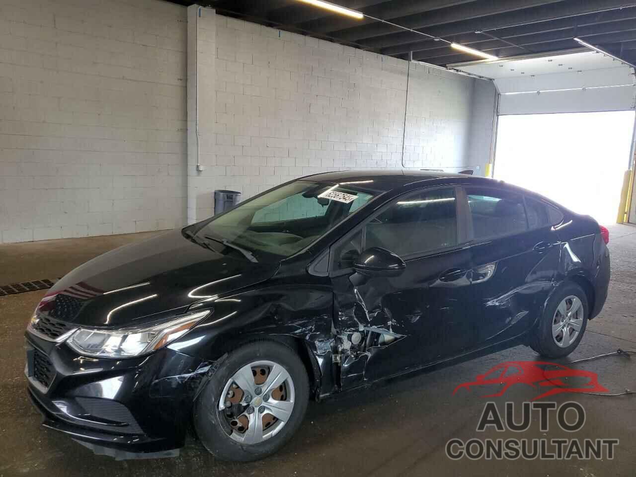 CHEVROLET CRUZE 2018 - 1G1BC5SM2J7155373
