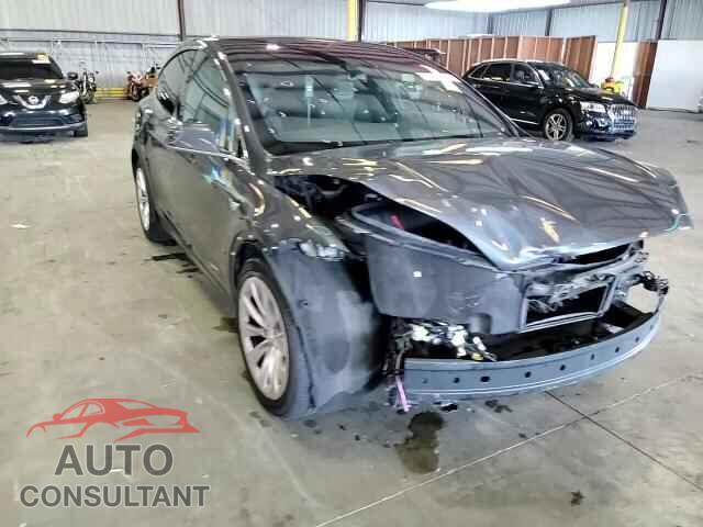 TESLA MODEL X 2017 - 5YJXCDE27HF069837