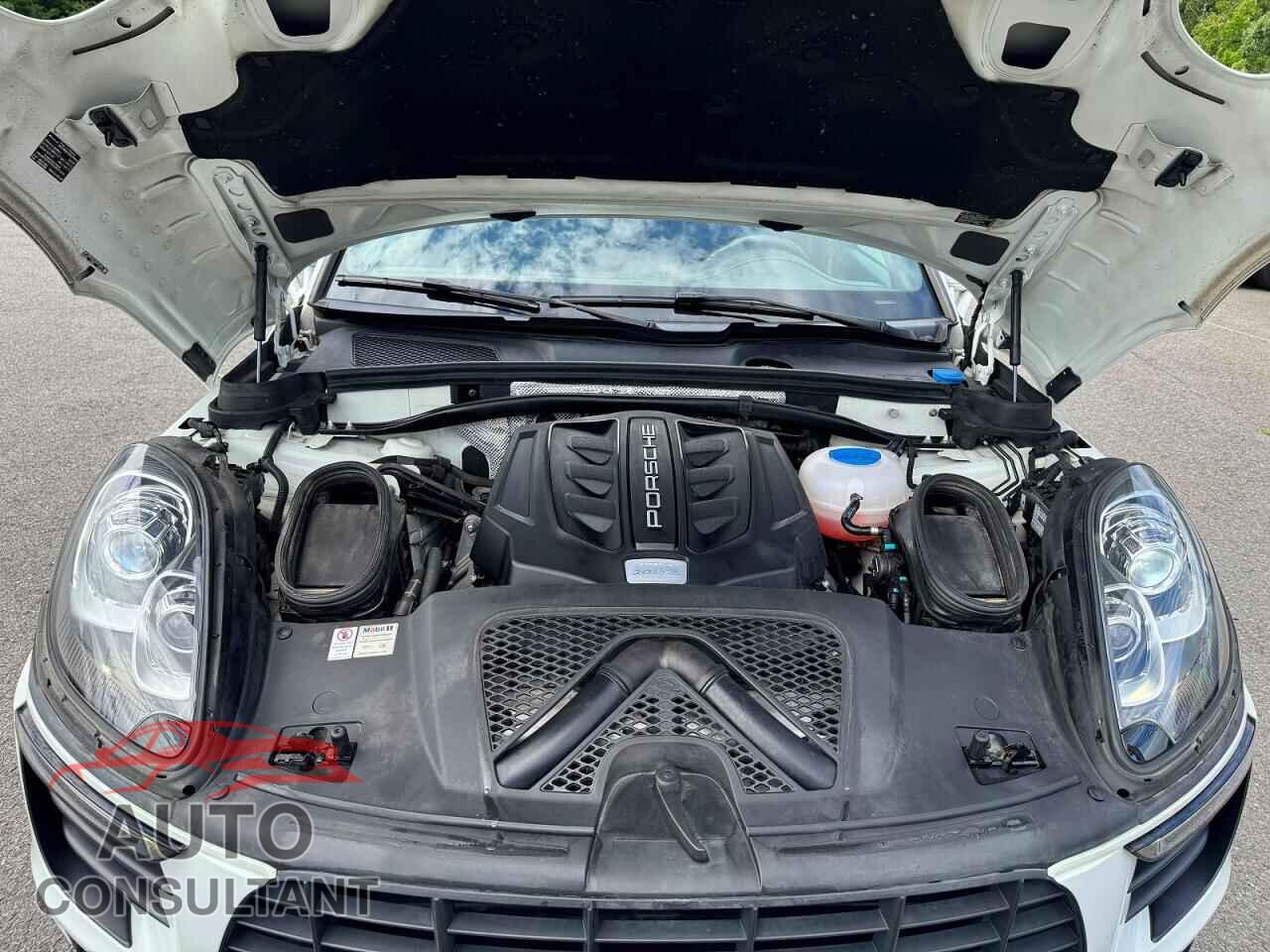 PORSCHE MACAN 2018 - WP1AB2A52JLB33457