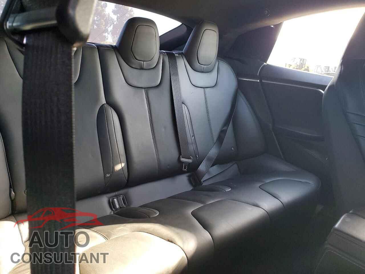 TESLA MODEL S 2016 - 5YJSA1E24GF130168