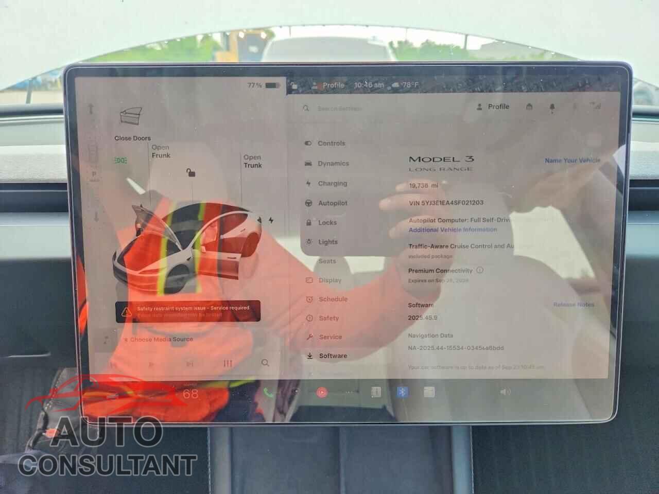 TESLA MODEL 3 2025 - 5YJ3E1EA4SF021203
