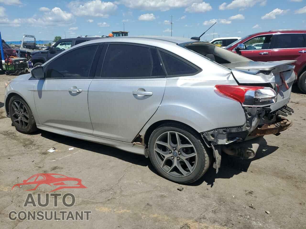 FORD FOCUS 2016 - 1FADP3F23GL359641