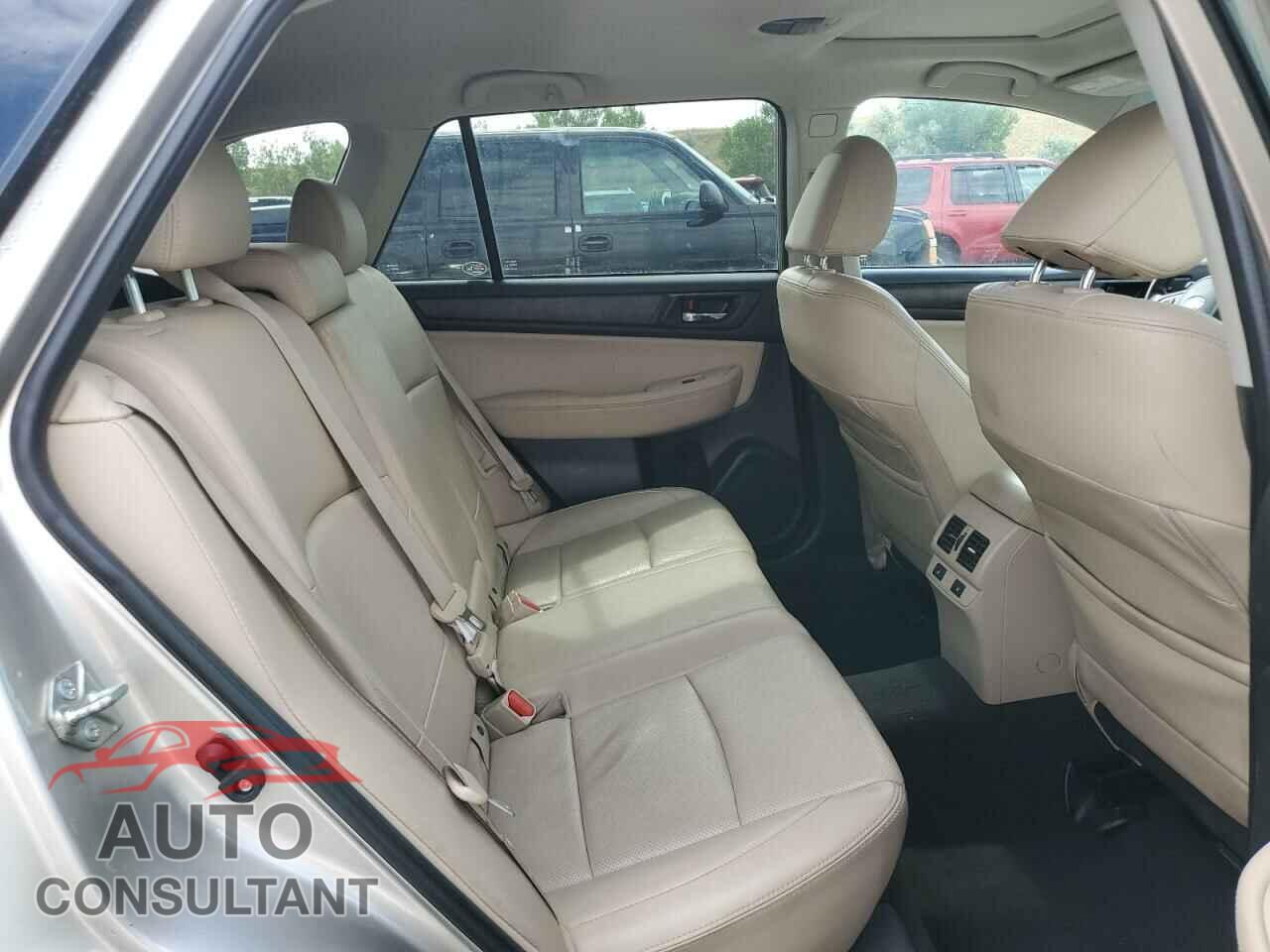 SUBARU OUTBACK 2017 - 4S4BSAKC2H3399404